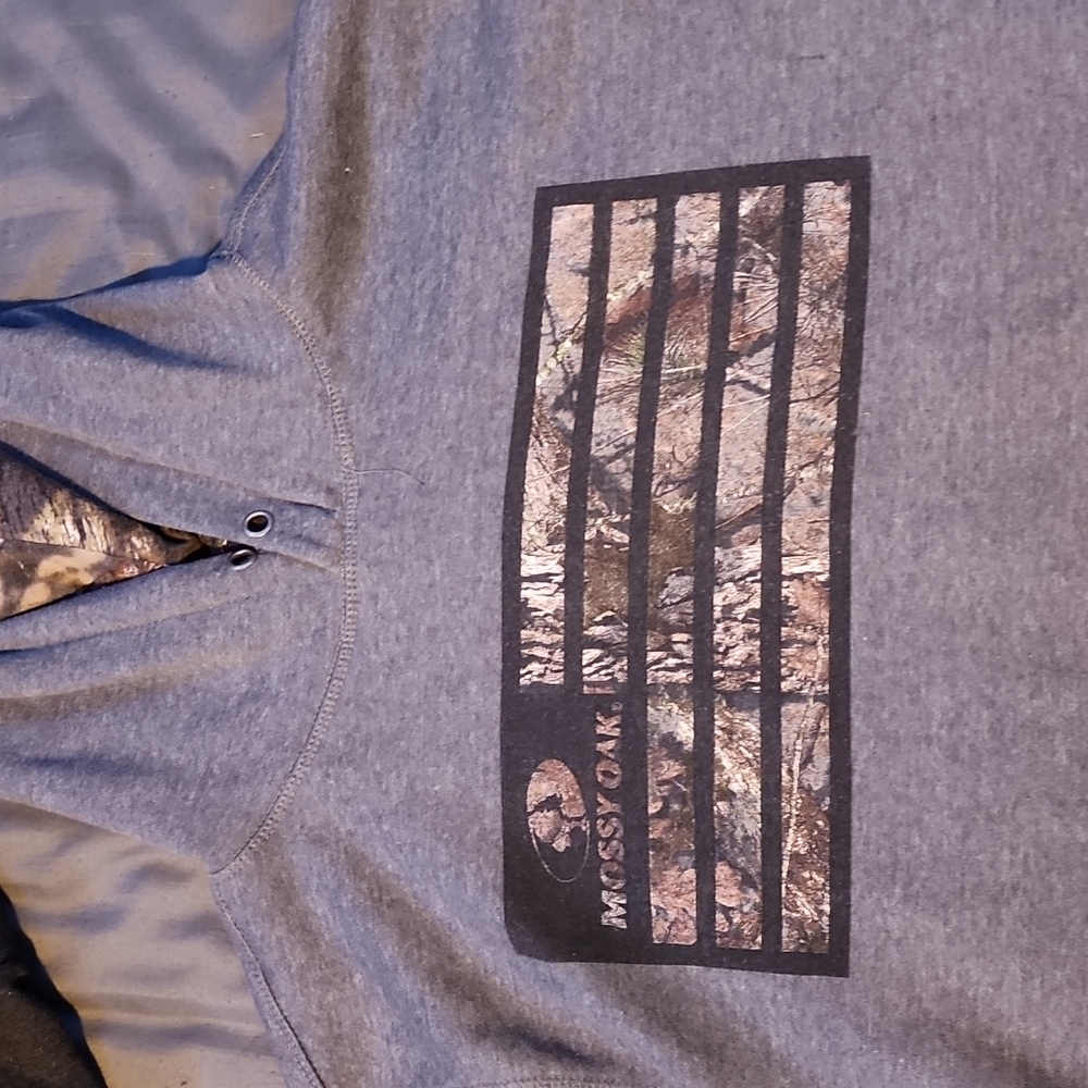Mossy oak hoodie